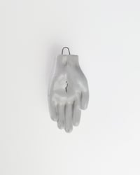 Image 2 of Exvoto-Amuleto Mano 8
