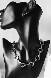 Image 6 of Snaffle & Rings Toggle Clasp Necklace