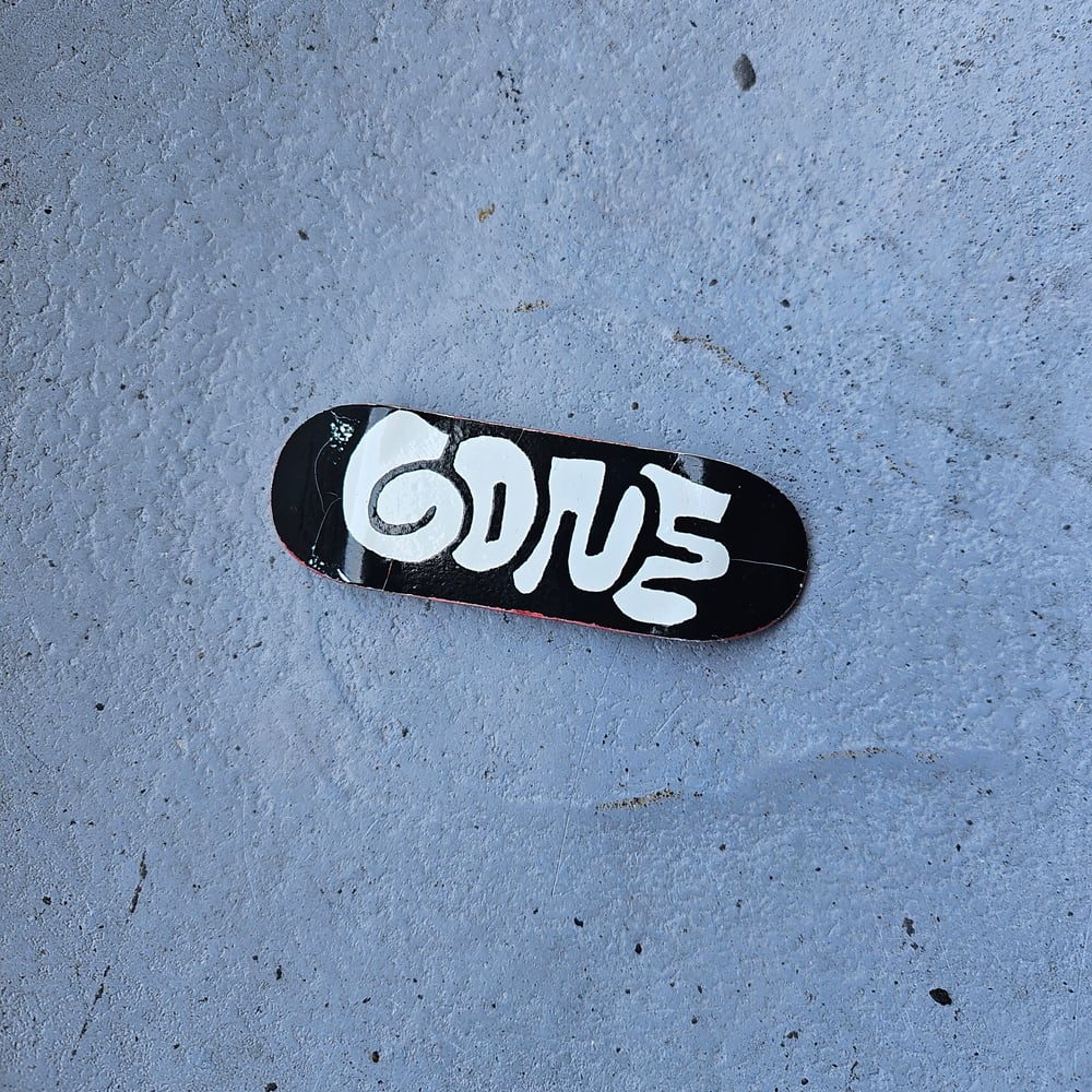 Throwy Graphic