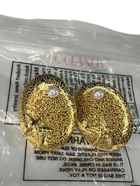 Image 4 of OCEANUS LABEL- Earrings Pearl and Starfish