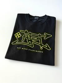 Image 3 of Handstyle 600