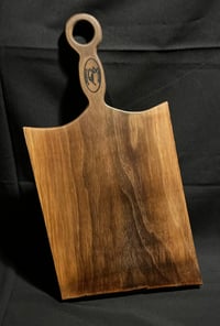Image 3 of Medium sized, full handle cutting boards