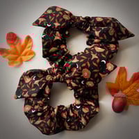 Moonflower Scrunchie