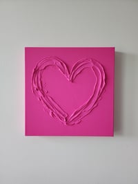 Image 2 of bright pink