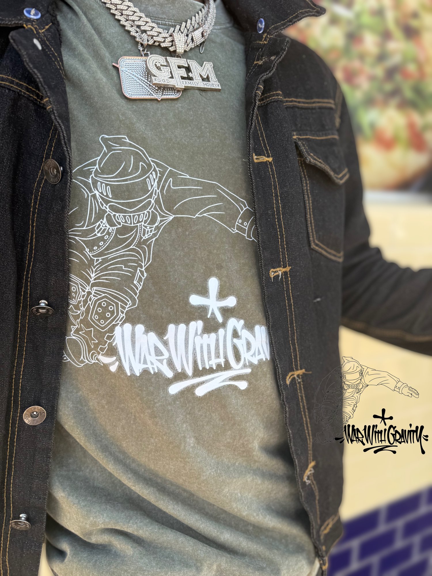 Image of STREET ART - WAR WITH GRAVITY (Lucky Green)