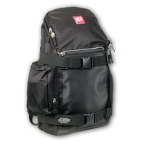 Image 1 of Mochila Mob Skateboards Trouble Backpack en liquidación.
