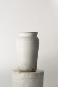 Image 3 of vase 03
