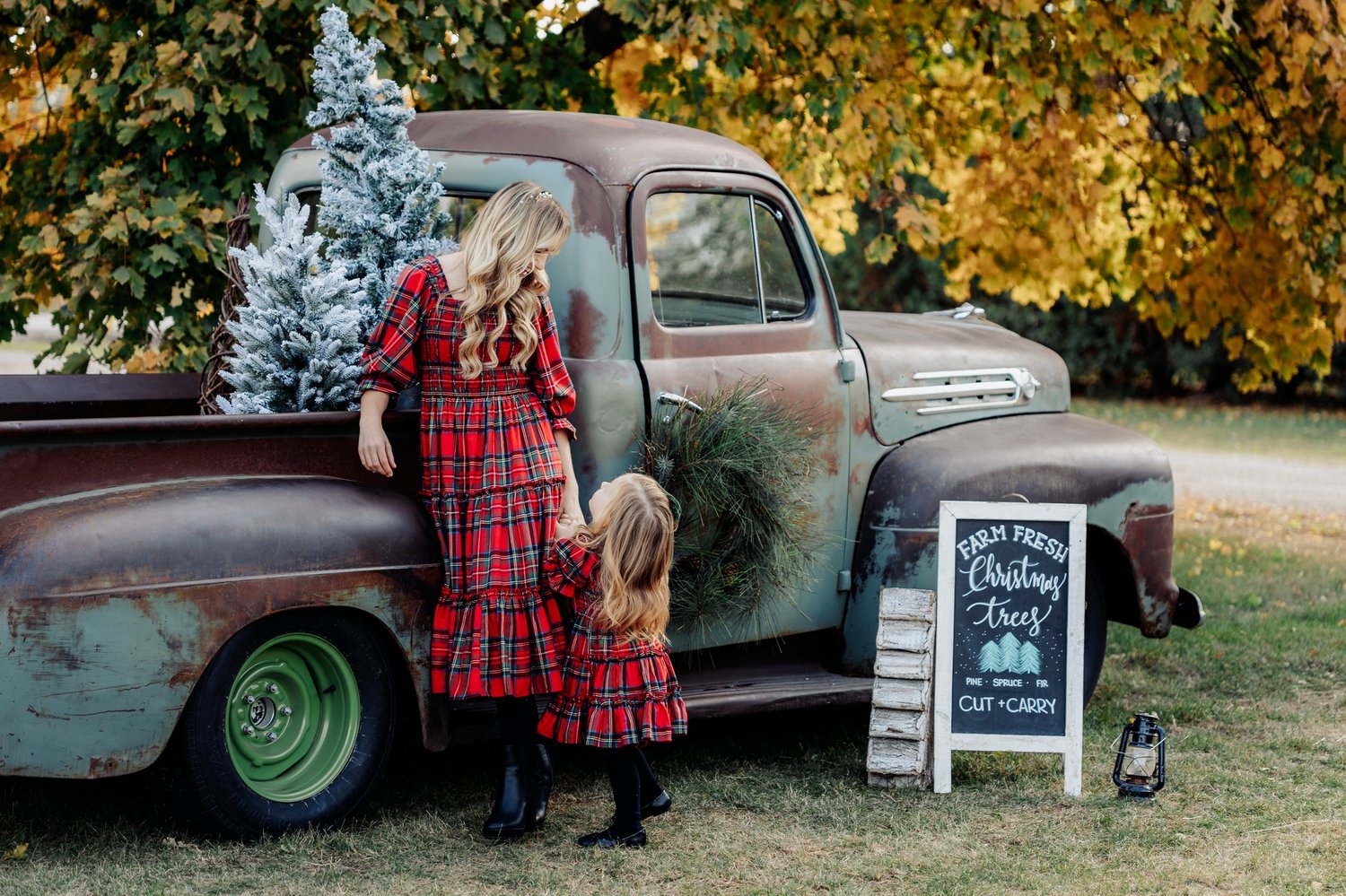 Image of Nov 1st - Vintage Truck Christmas Minis