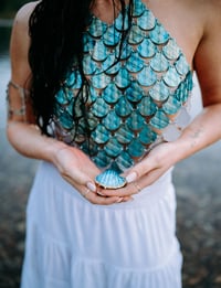 Image 3 of MERMAID top (teal scale)