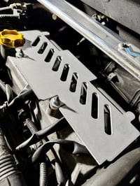 Image 5 of Engine Valve/Coils  Cover
