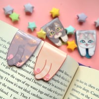 Image 2 of Cat magnet bookmarks