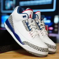 Image 2 of Jordan 3 Retro True Blue (2016)