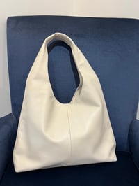 Image 5 of Cream Edition One