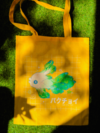 Image 2 of PAK-CHOÏ FISH TOTE BAG