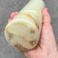 Image 10 of Vase rouleau en pierre onyx naturel vintage 1970 - Vase cylindrique 