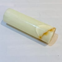 Image 7 of Vase rouleau en pierre onyx naturel vintage 1970 - Vase cylindrique 
