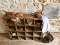 Image 2 of Casier de métier ancien en bois