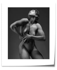 Performing the Body 00012