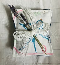 Image 1 of Set of 3 Lavender Sachets, Birds 