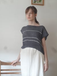 Image 3 of hand-knitted recycled cotton TOP // sleeveless, short, wide, available in various colors / sizes