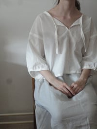 Image 3 of hand-made light cotton BLOUSE // wide, cozy, with ties on sleeves and at neck
