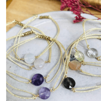 Image 6 of Bracelet AURORE - fil doré ajustable