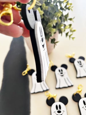 Image of Mickey Ghost Keychain