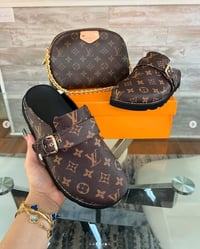 Image 4 of Designer Luxury Sets 
