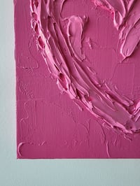 Image 3 of a bit of bubble gum