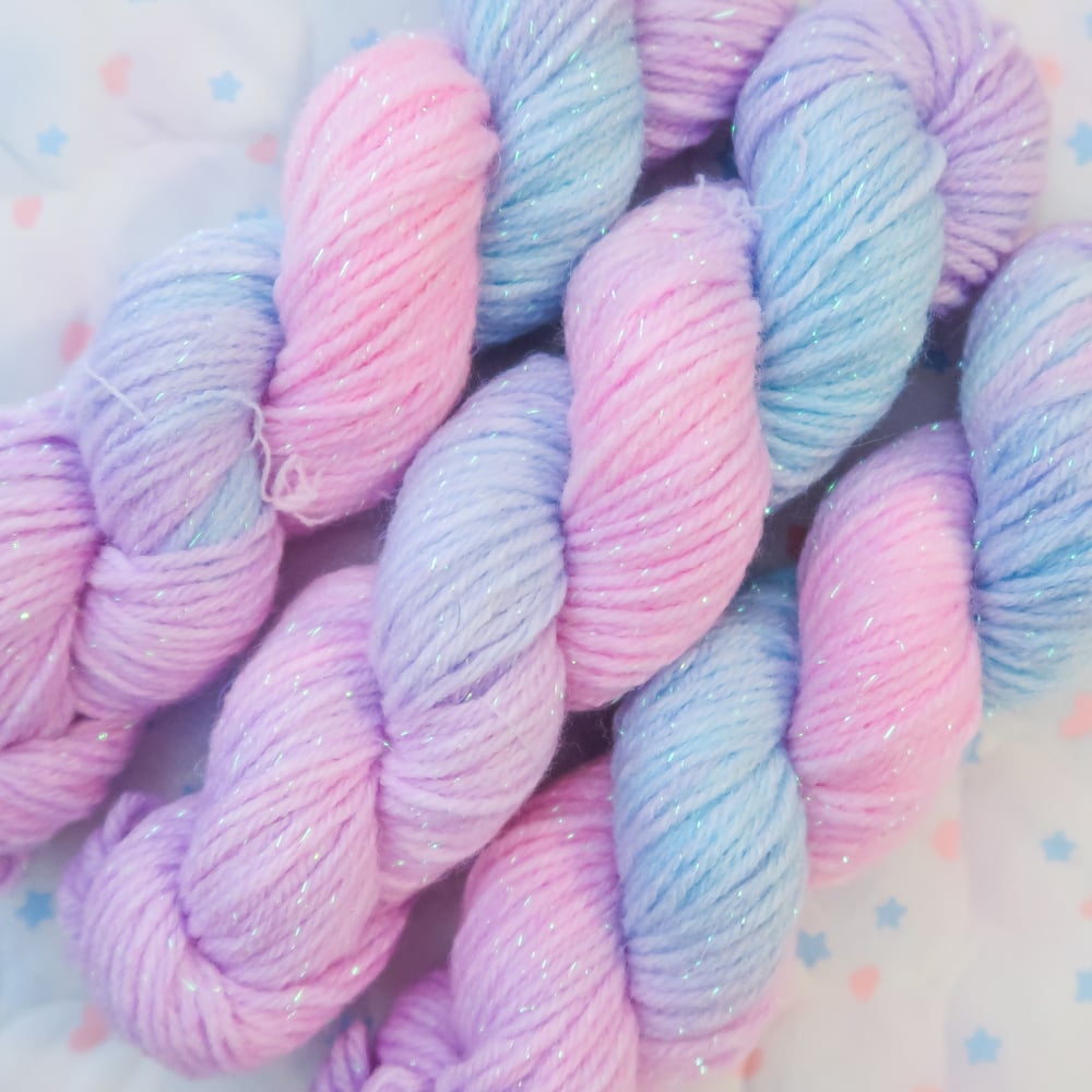 Iridescent Yarn: Cotton Candy