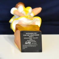 Image 7 of 2009 DC Direct Bust: Women of the DC Universe” Shazam Mary” Bust # 2094 of 3100	