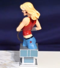 Image 8 of 2008 DC Direct Bust: Women of the DC Universe” Wonder Girl” Bust # 2249 of 3000	
