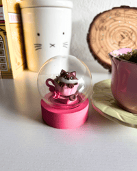 Image 1 of Decoración Zorro sobre tacita, libro y cuchara