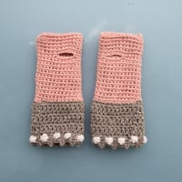 Image 2 of Kids Wrist Worms, Pink-Beige