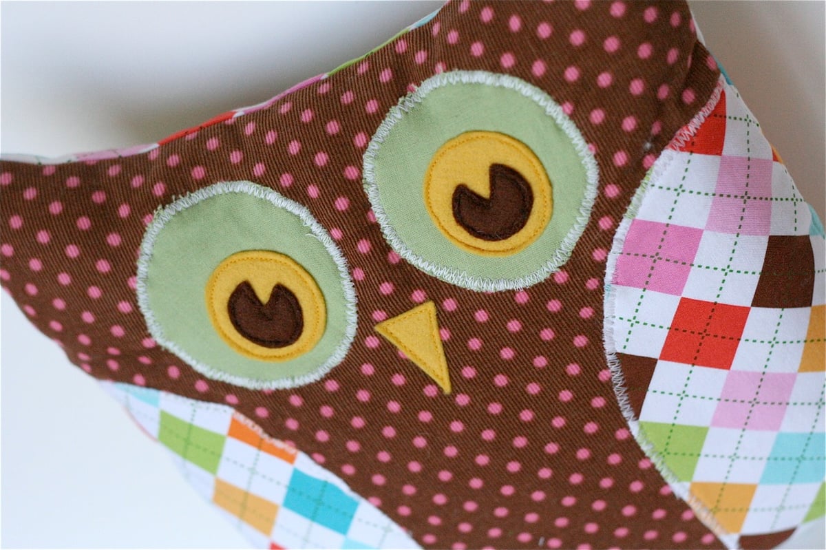Image of Lola The Owl Pillow PDF Pattern and bonus Lola Owl Bag Pattern