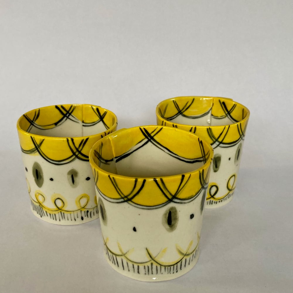 Image of Yellow set