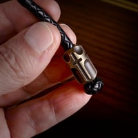 Image 3 of Cross EDC Bead