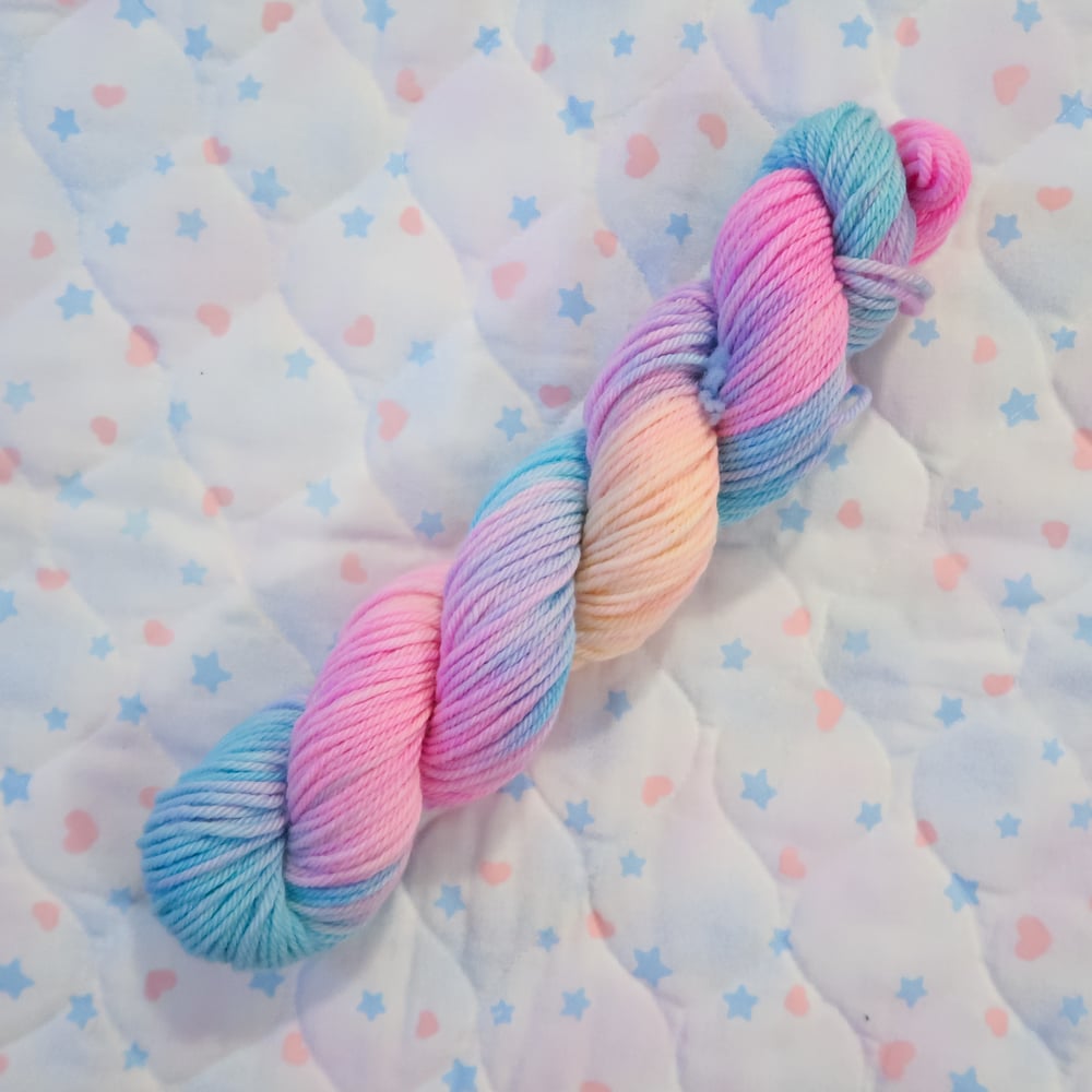 Yarn: Moody Lights
