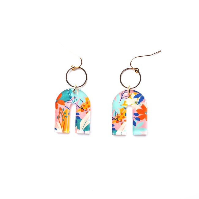 Lyla Arch Statement Earrings 