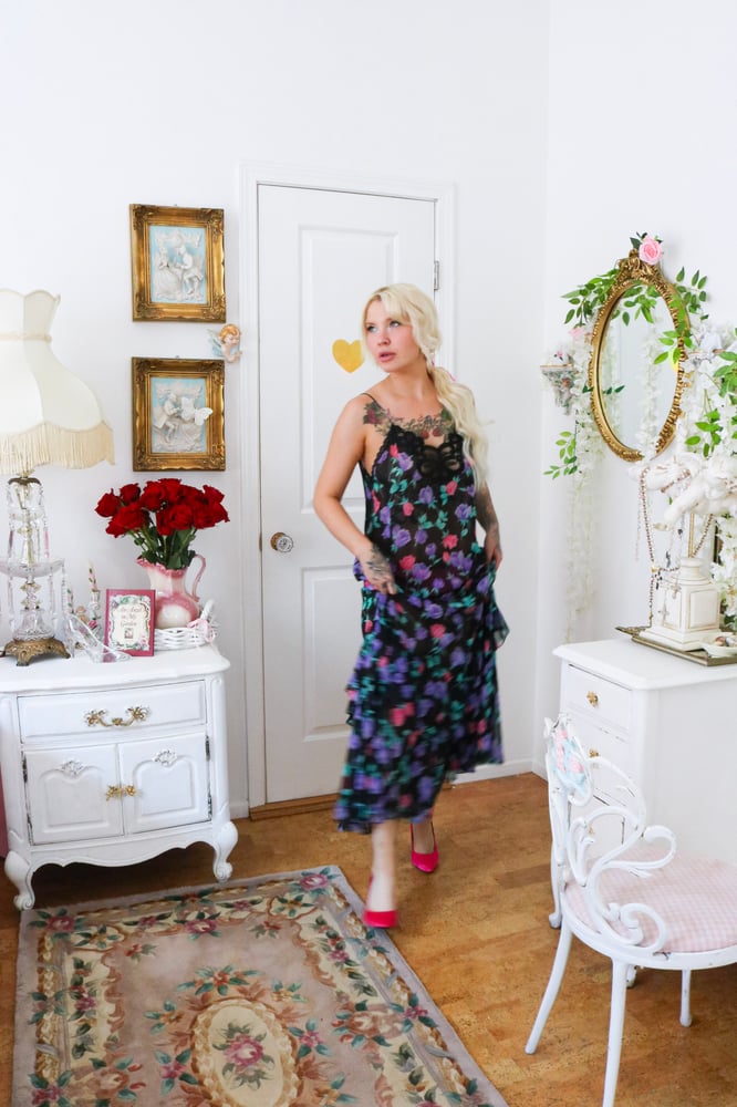 Image of Late 1980s Eve Stillman Flutter Rose Nightgown (Small-Medium)