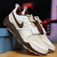Image 3 of Nike Zoom Field Jaxx Travis Scott Light Chocolate