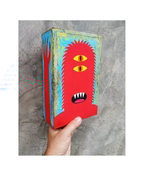Image of BEASTIE BOX