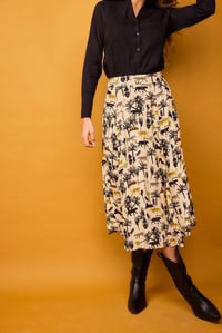 Image 3 of Falda selva