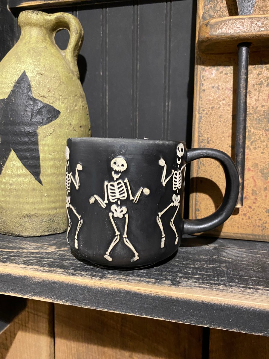 Image of “Dem Bones, Dem Bones” 16 oz Mug Candle 