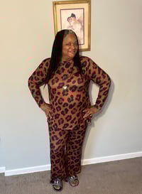 Image 2 of Leopard beauty