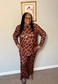 Image 4 of Leopard beauty
