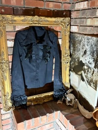 Image 1 of corvus Button down