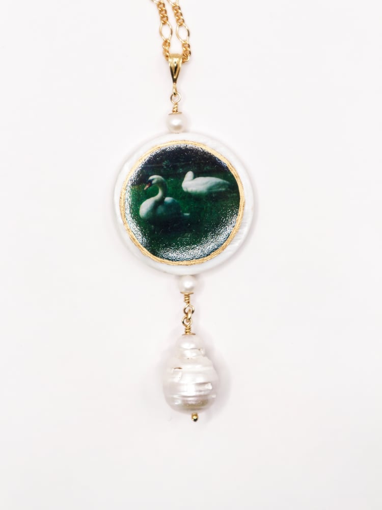 Image of Swan Pendant 