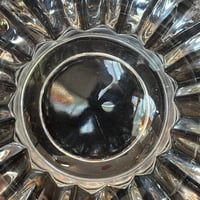 Image 10 of Ancien cendrier en verre moulé Art Déco de Pierre D’Avesn - Vide-poche Art Déco