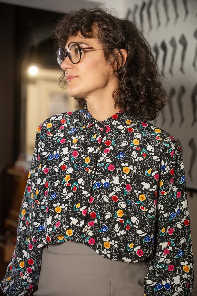 Image of Camicia flowers sfondo nero